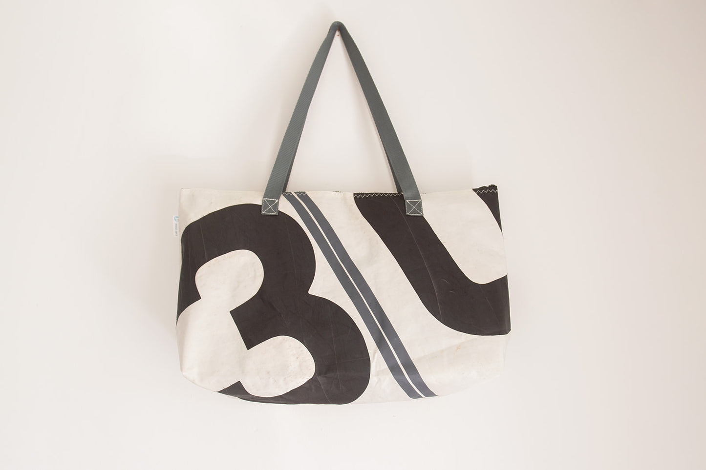 Large Zip Bag (Myth)